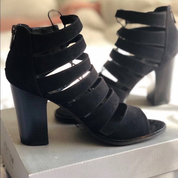 Sandals - Picture 5 of 8